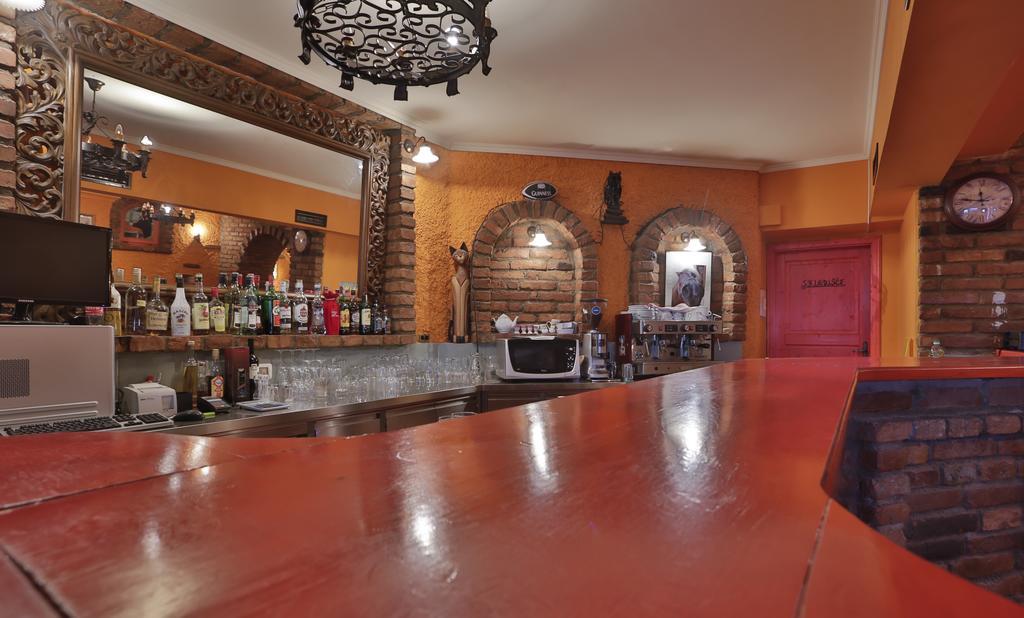 ماريزيج Casa Oasa -Accommodation , Pizzeria & Bar المظهر الخارجي الصورة