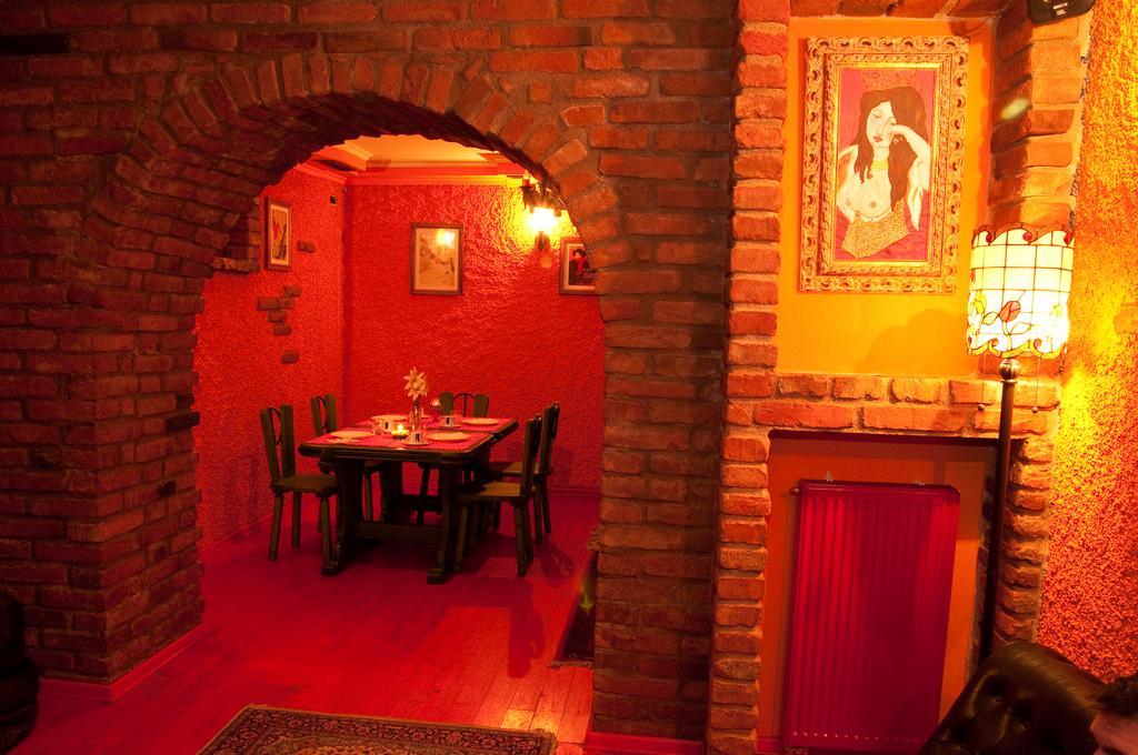ماريزيج Casa Oasa -Accommodation , Pizzeria & Bar المظهر الخارجي الصورة