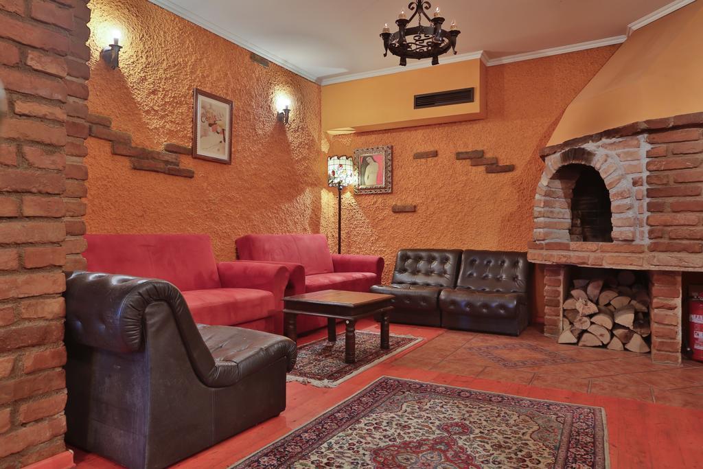 ماريزيج Casa Oasa -Accommodation , Pizzeria & Bar المظهر الخارجي الصورة