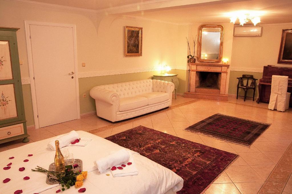 ماريزيج Casa Oasa -Accommodation , Pizzeria & Bar المظهر الخارجي الصورة